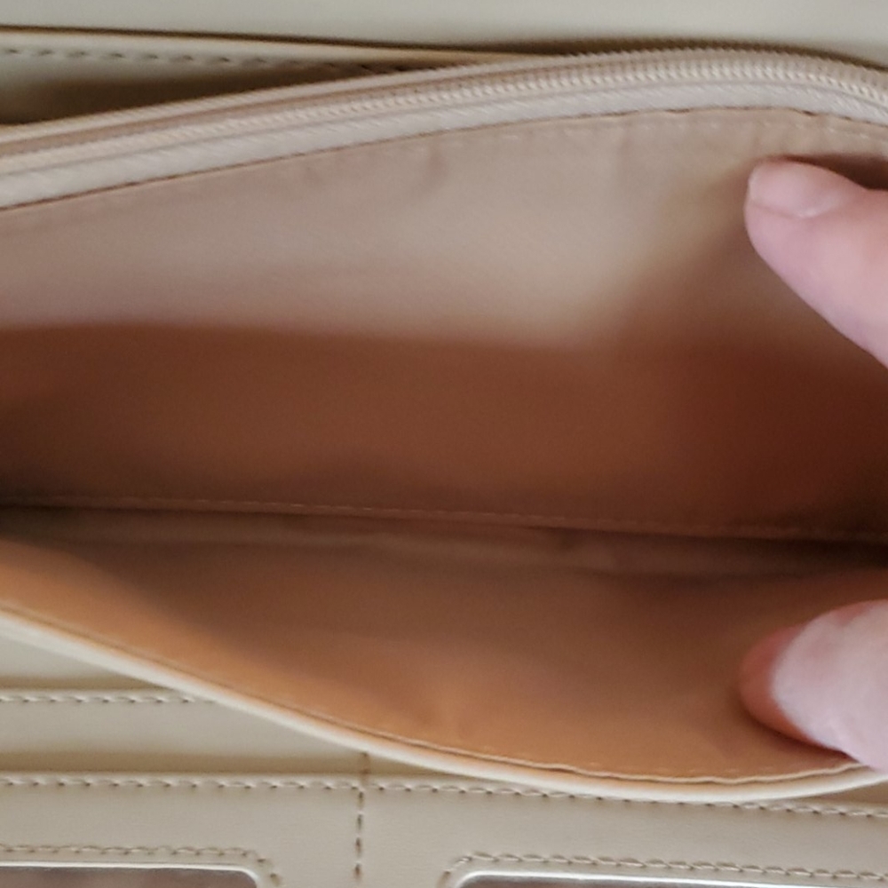 Guess wallet - Picture 7 of 7